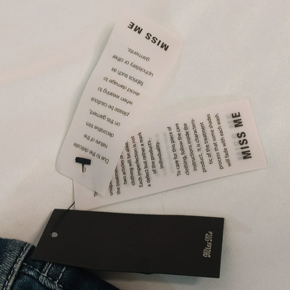 NWT ~ MISS ME Rhinestone Embellished Skinny Jeans - Picture 10 of 14